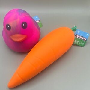 SUNNY DAYS 2 Piece Jumbo Combo Squishy Toys Pink Tie Dye Duck + Orange Carrot 🐣🥕
